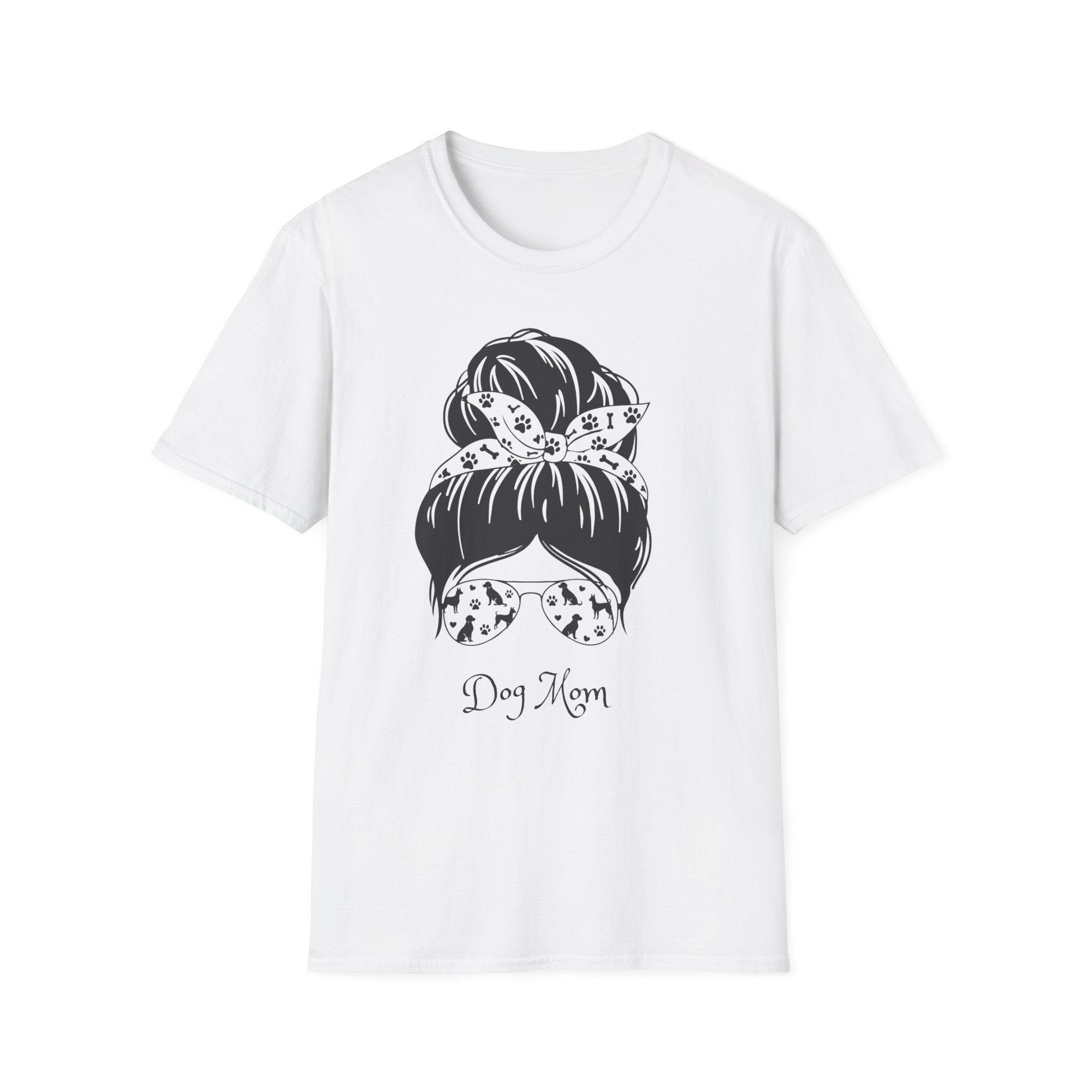 Dog Mom Graphic Tee